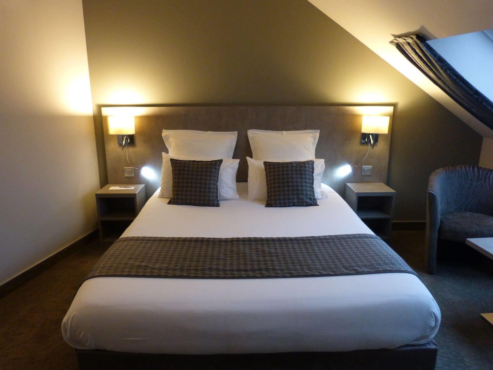 Hotel Saint Daniel Péruwelz 외부 사진